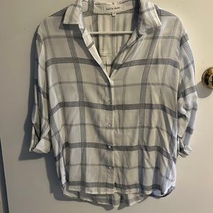 Bella Dahl button down shirt. Size small